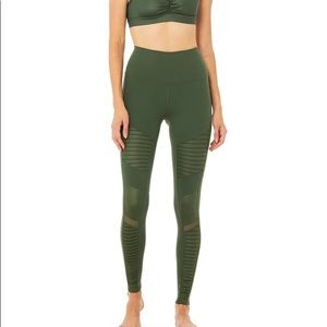 Alo Yoga High-Waist Moto Legging in Green